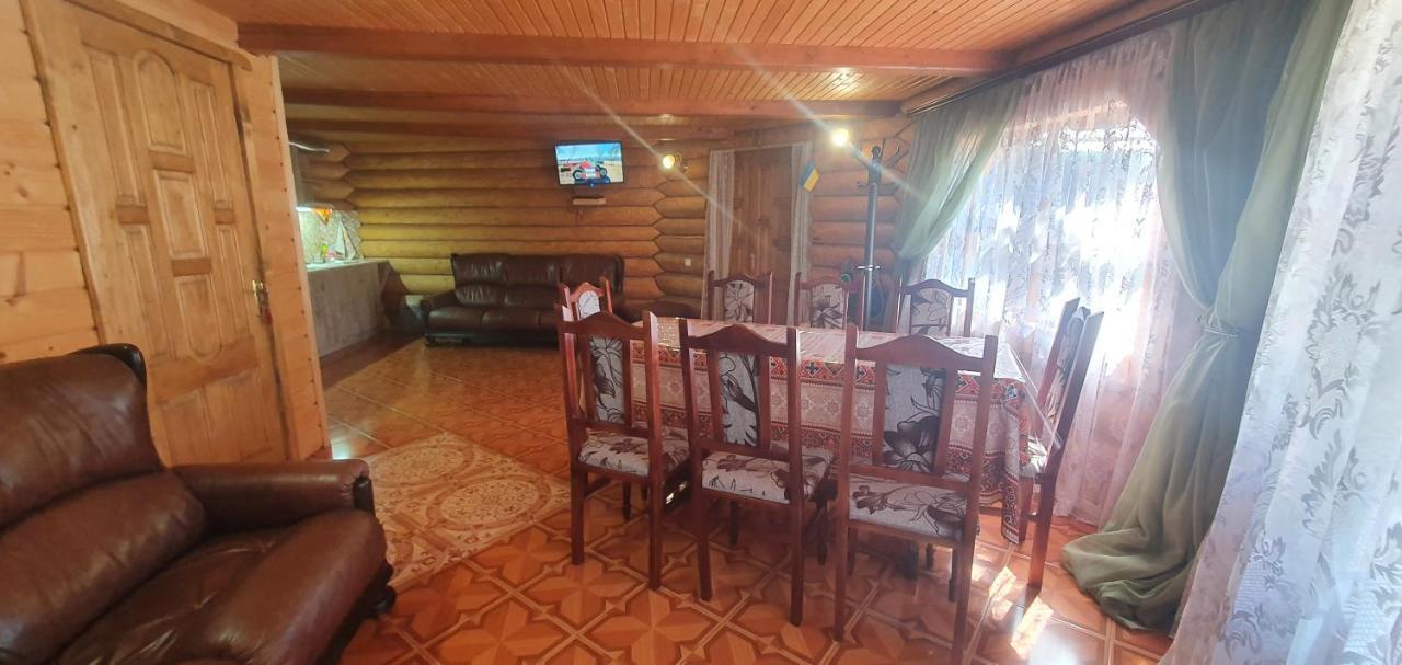 Villa Прутець Mykulychyn Exterior foto