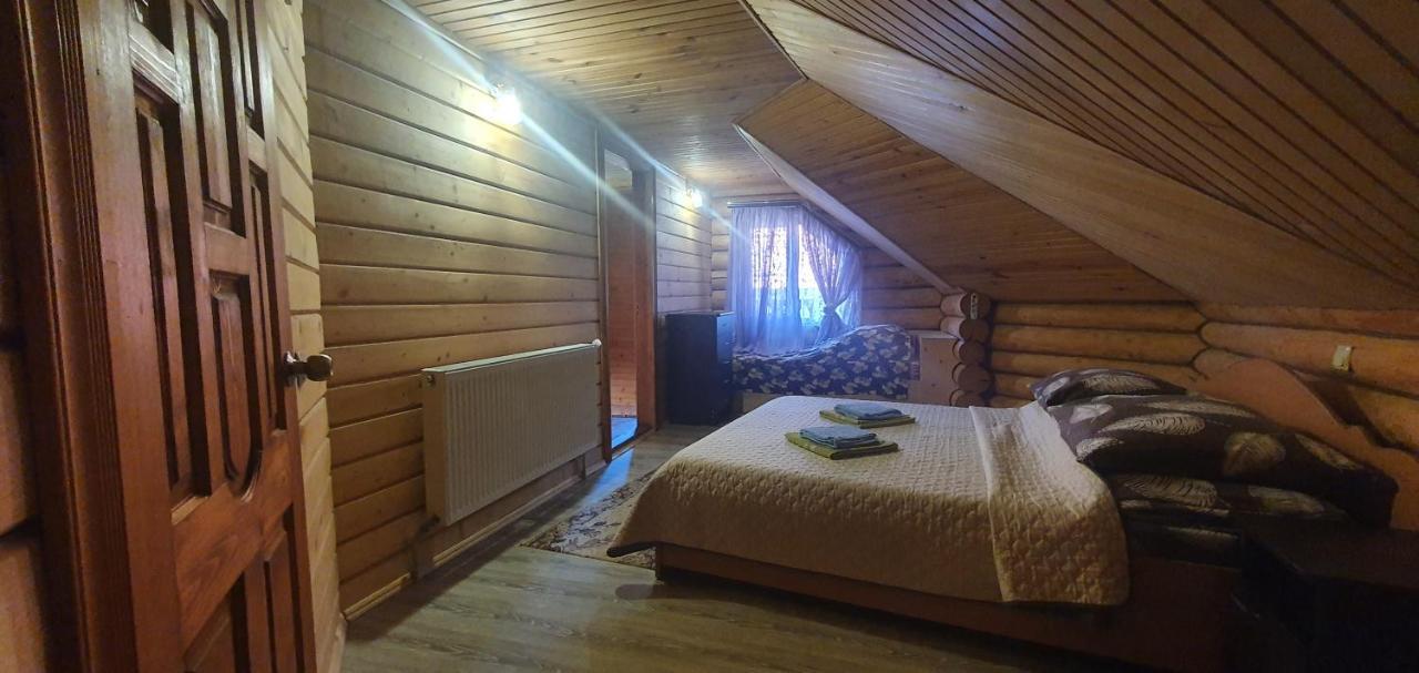 Villa Прутець Mykulychyn Exterior foto